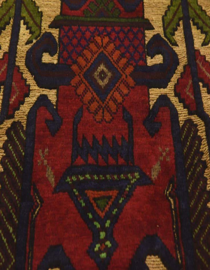 Detail image of  3' x 4' 10  Hand Knotted Sumak Wool Rug