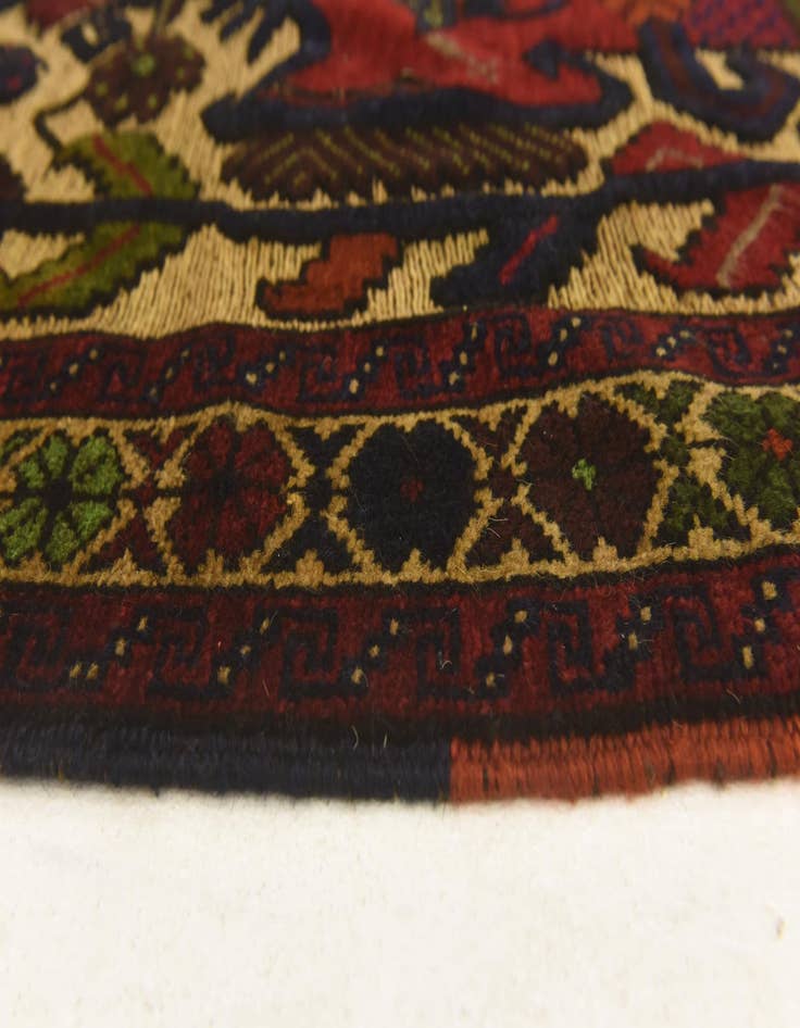Detail image of  3' x 4' 10  Hand Knotted Sumak Wool Rug