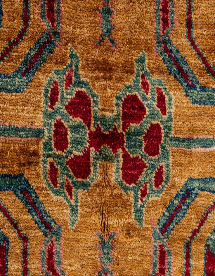 Detail image of  5' 1 x 6' 8  Hand Knotted Ziegler Wool Rug