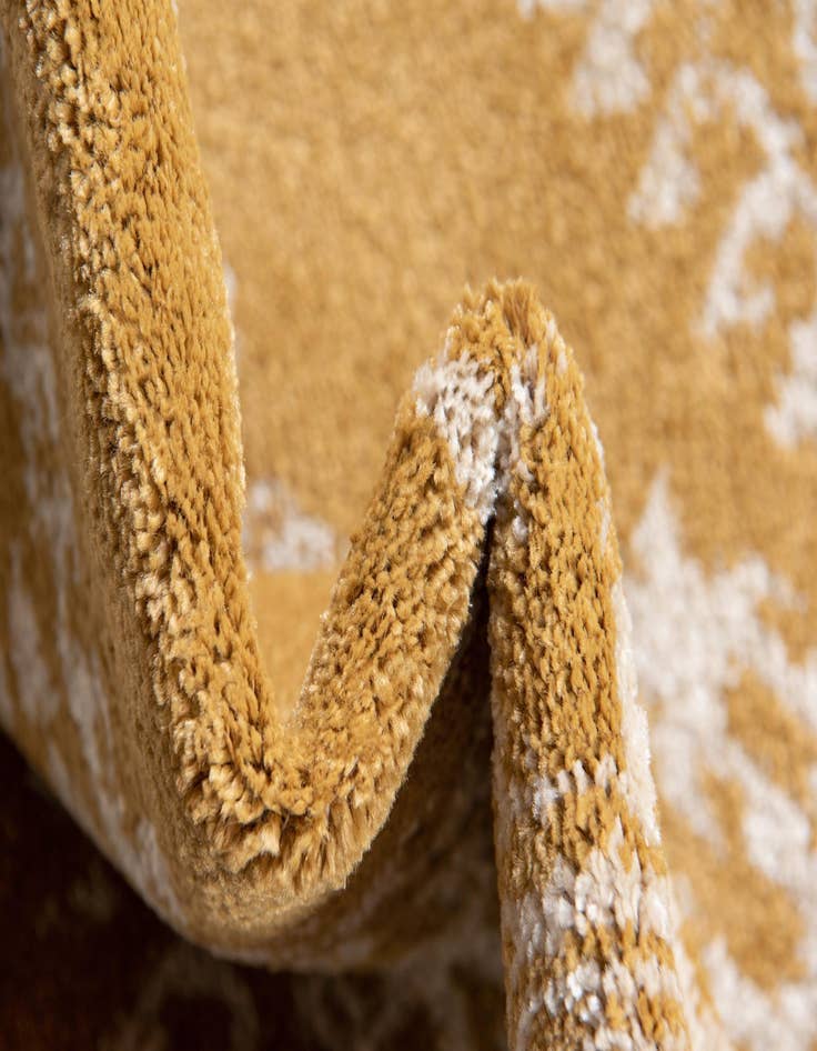 Detail image of  8' x 8' Eden Round Rug