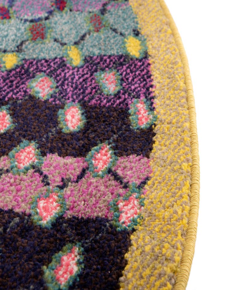 Detail image of  6' x 6'  Washable Fleur Round Rug