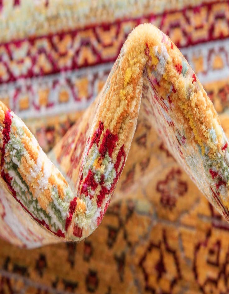 Detail image of  2' 7 x 13' Alexis Runner Rug