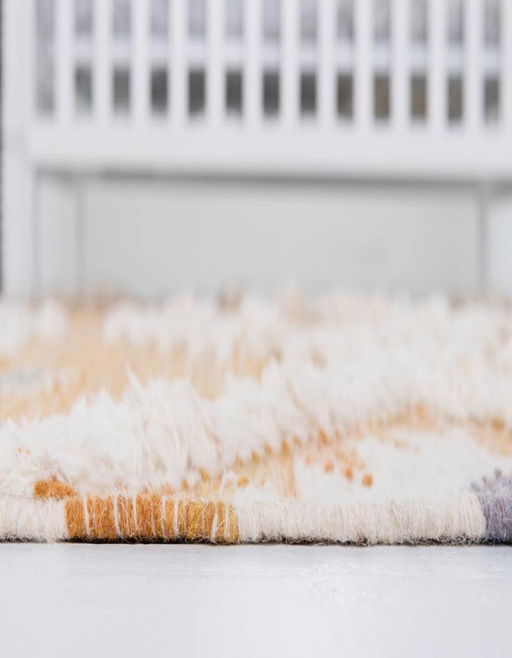 Detail image of  2' 2 x 8' 2  Hand Woven Arizona Wool Runner Rug