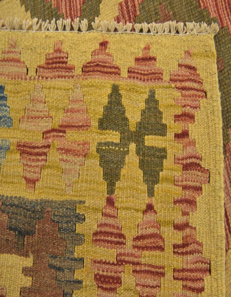Detail image of  3' 2 x 3' 5  Hand Woven Kilim Maymana Wool Square Rug