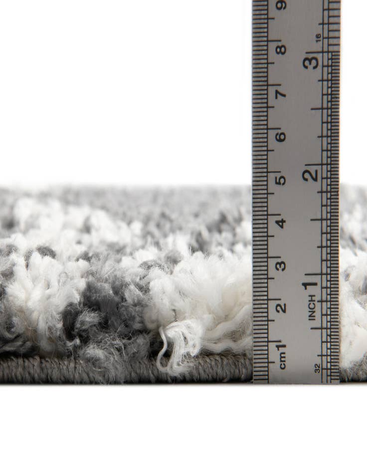 Detail image of  7' 10 x 9' 10 Serenity Shag Oval Rug