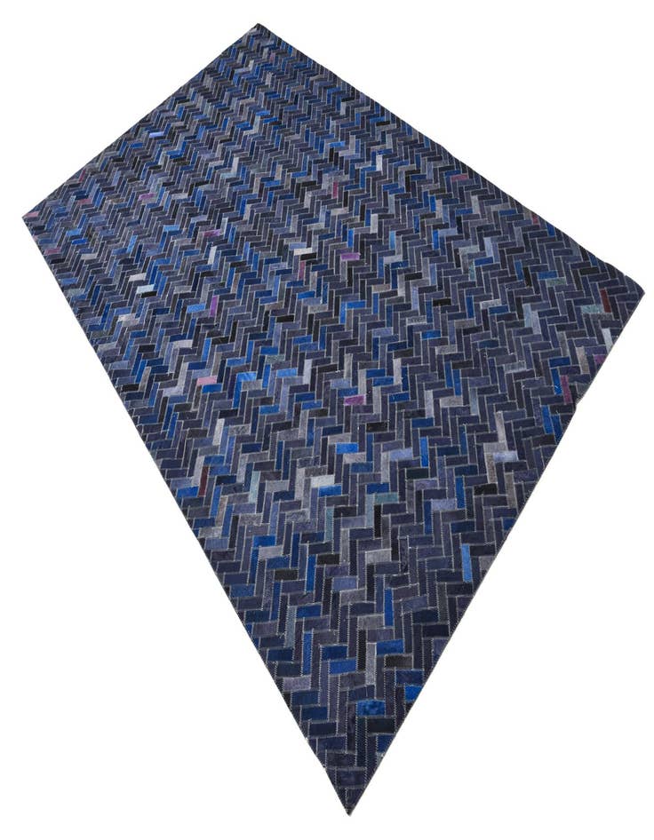 Detail image of  5' x 7' 10 Cowhide Rug