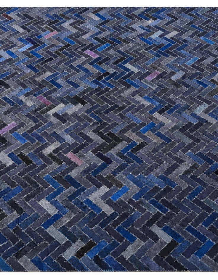 Detail image of  5' x 7' 10 Cowhide Rug