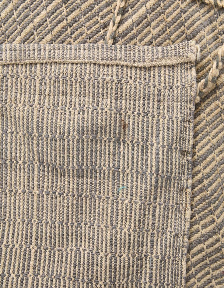 Detail image of  9' x 12' 2  Hand Knotted Darya Wool Rug