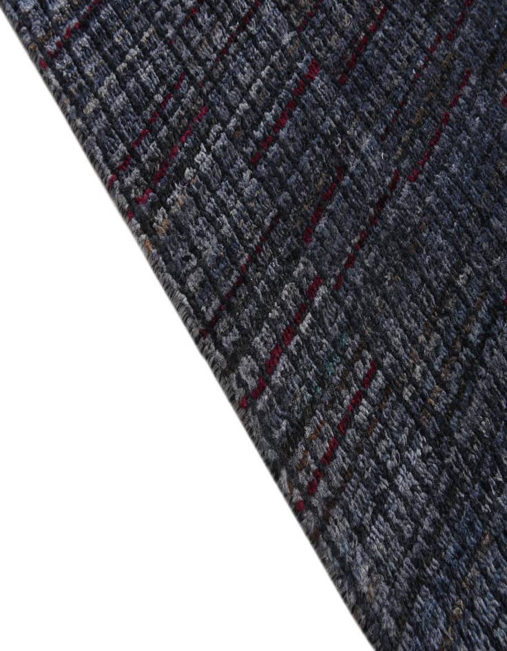 Detail image of  6' 4 x 9' 9  Hand Knotted Darya Wool Rug