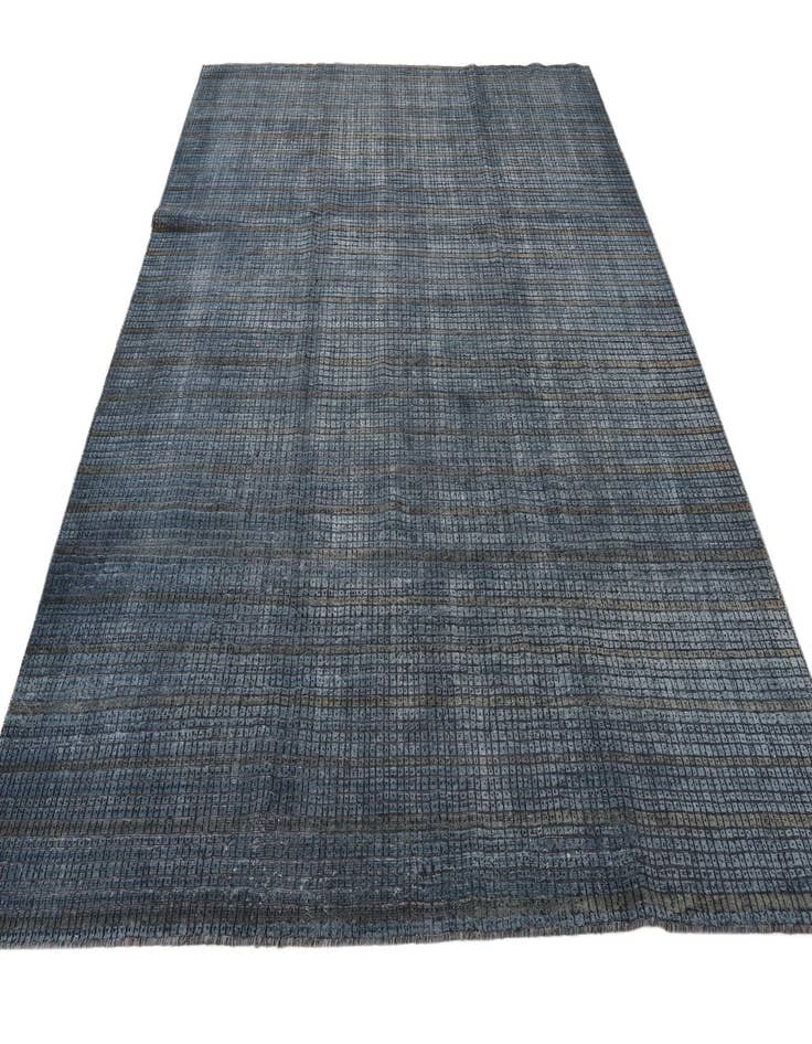 Detail image of  7' 10 x 9' 11  Hand Knotted Darya Wool Rug