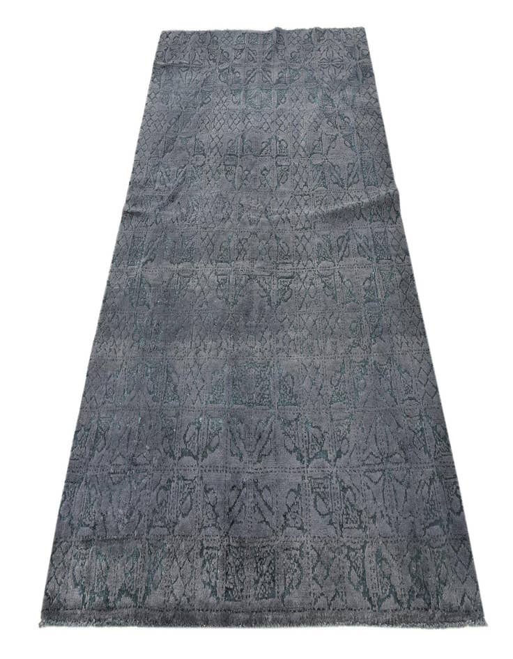 Detail image of  4' 11 x 7' 11  Hand Knotted Darya Rug