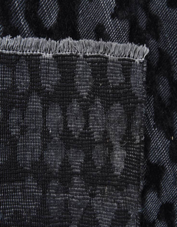 Detail image of  5' 2 x 8'  Hand Knotted Darya Wool Rug