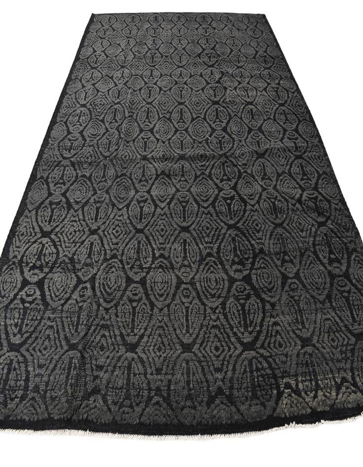 Detail image of  9' 8 x 12' 4  Hand Knotted Darya Wool Rug