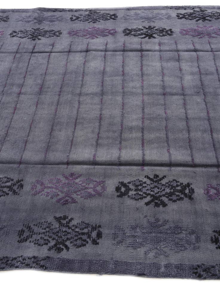 Detail image of  6' x 10' 4  Hand Knotted Darya Wool Rug