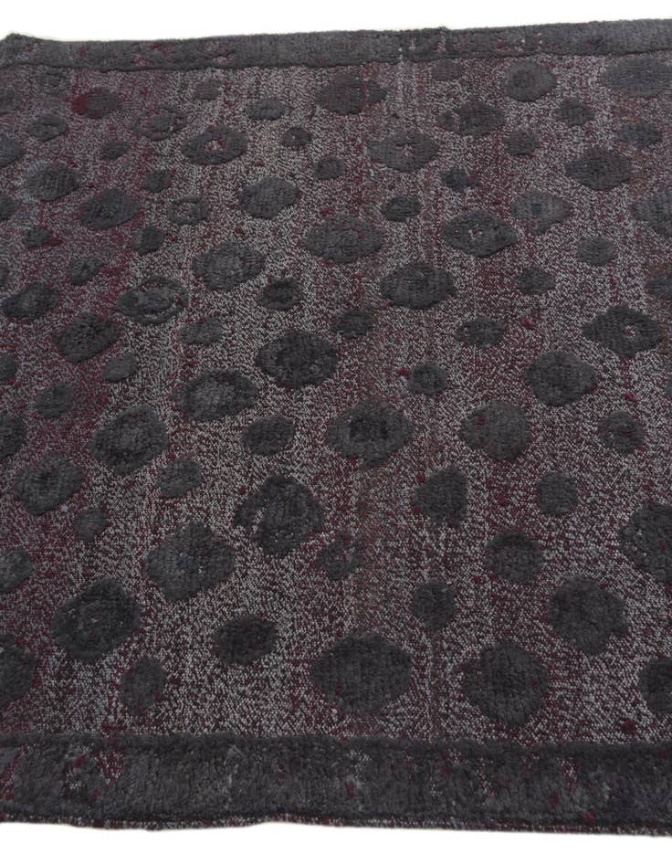 Detail image of  4' 8 x 7' 1  Hand Knotted Darya Wool Rug