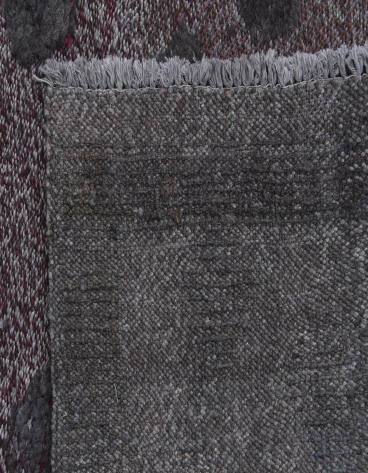 Detail image of  4' 8 x 7' 1  Hand Knotted Darya Wool Rug