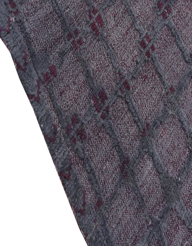 Detail image of  6' 6 x 9' 5  Hand Knotted Darya Wool Rug