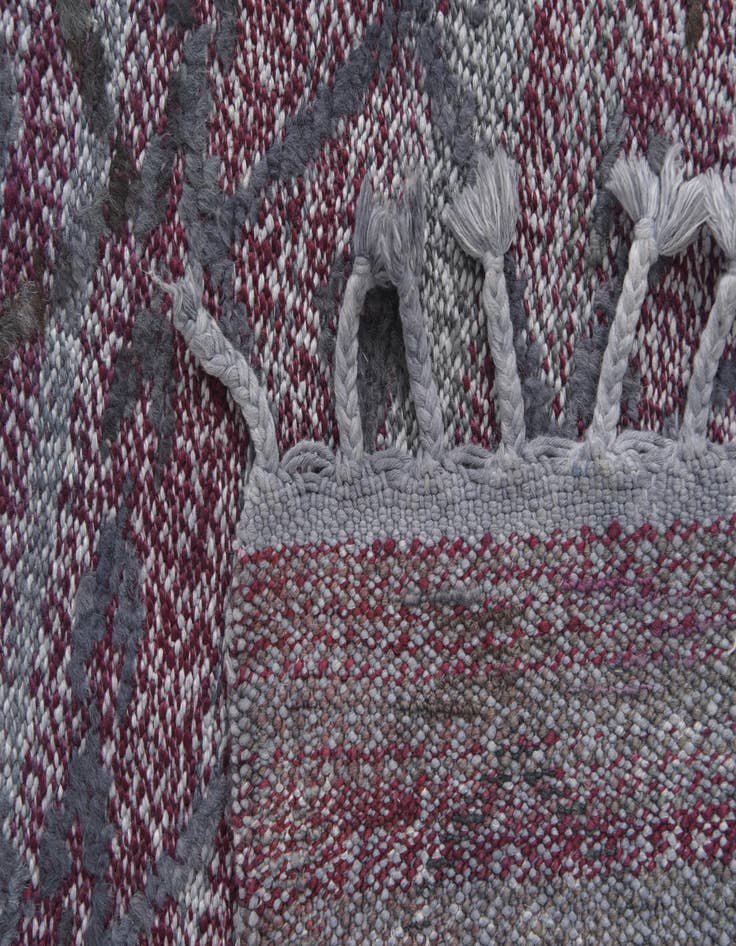 Detail image of  9' 5 x 10' 2  Hand Knotted Darya Wool Rug