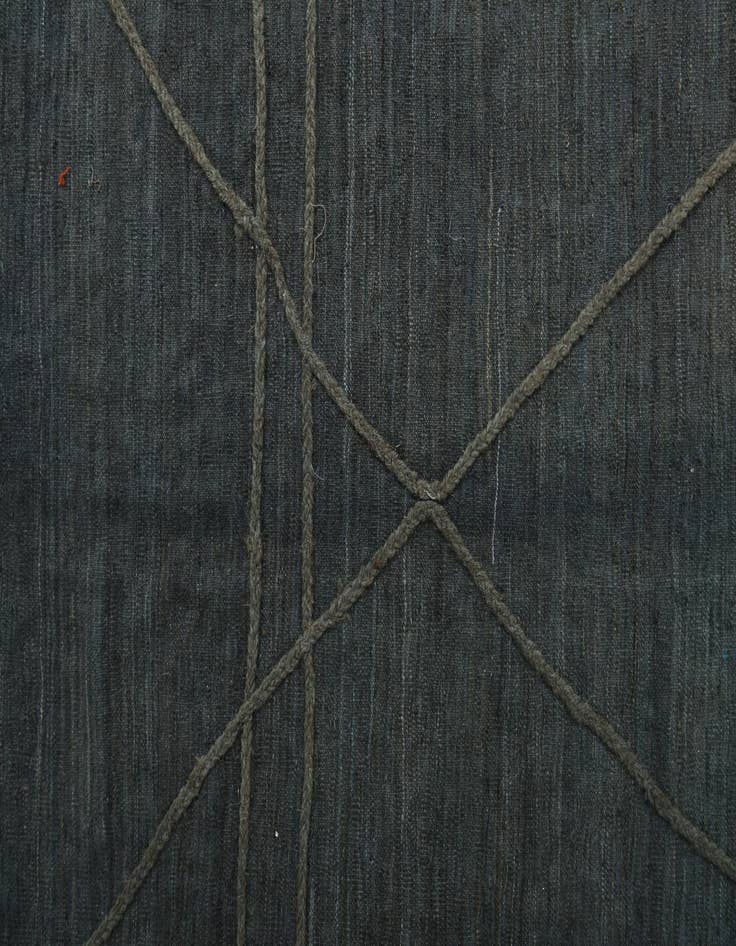Detail image of  9' 9 x 12' 7  Hand Woven Kilim Modern Wool Rug