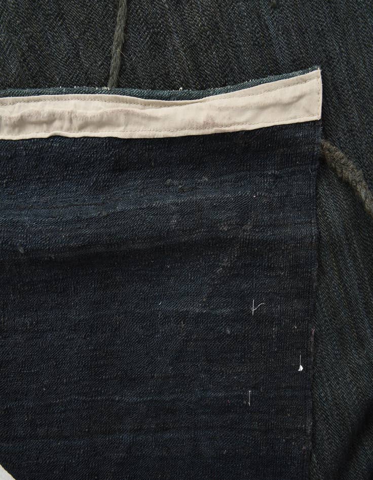 Detail image of  9' 9 x 12' 7  Hand Woven Kilim Modern Wool Rug