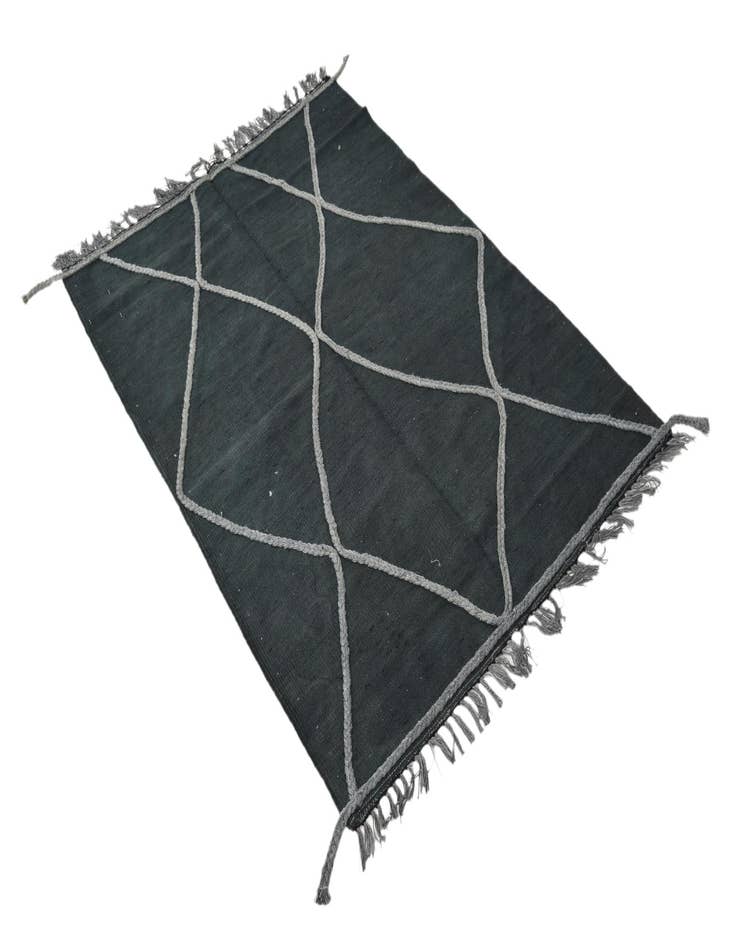 Detail image of  3' 4 x 4' 10  Hand Woven Kilim Modern Wool Rug