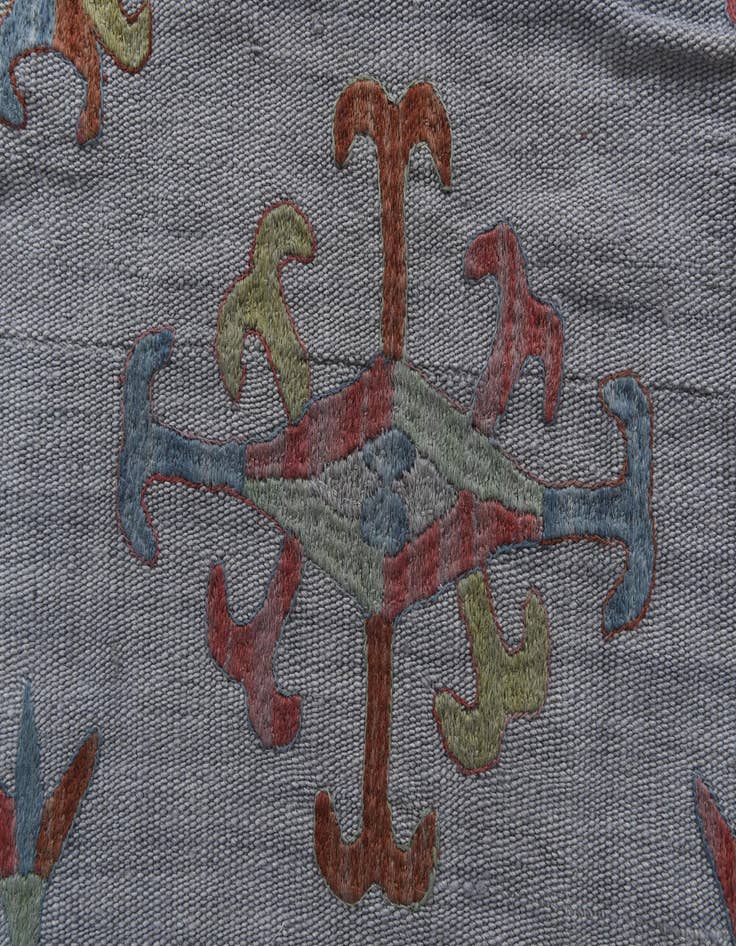 Detail image of  5' 5 x 7' 10  Hand Woven Kilim Suzani Wool Rug