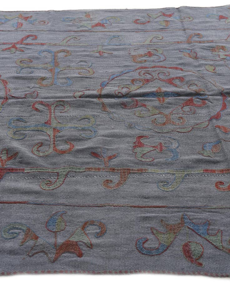 Detail image of  5' 6 x 7' 10  Hand Woven Kilim Suzani Wool Rug