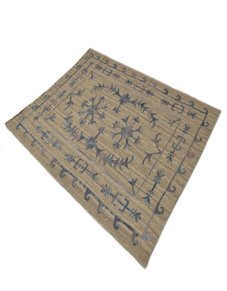 Detail image of  5' 7 x 7' 8  Hand Woven Kilim Suzani Wool Rug