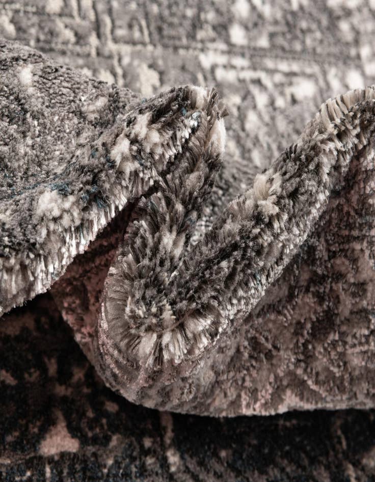 Detail image of  5' 3 x 7' 7 Modern Classical Rug