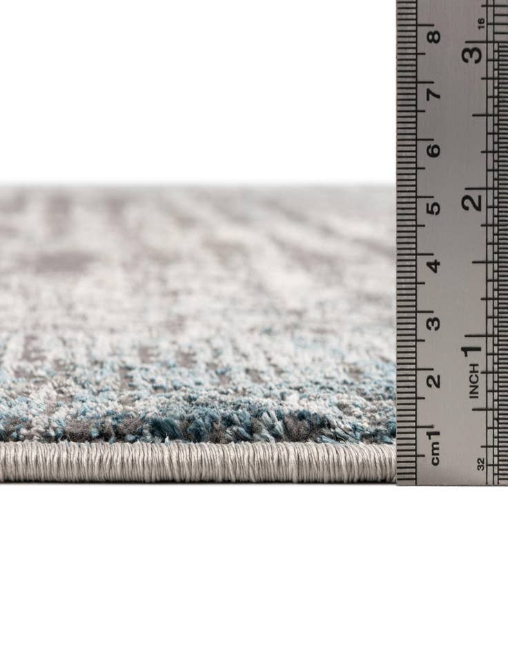 Detail image of  5' 3 x 7' 7 Modern Classical Rug