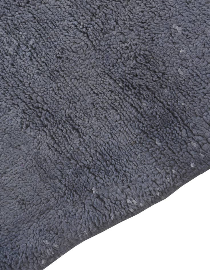 Detail image of  2' 5 x 4' 5  Hand Knotted Moroccan Wool Rug