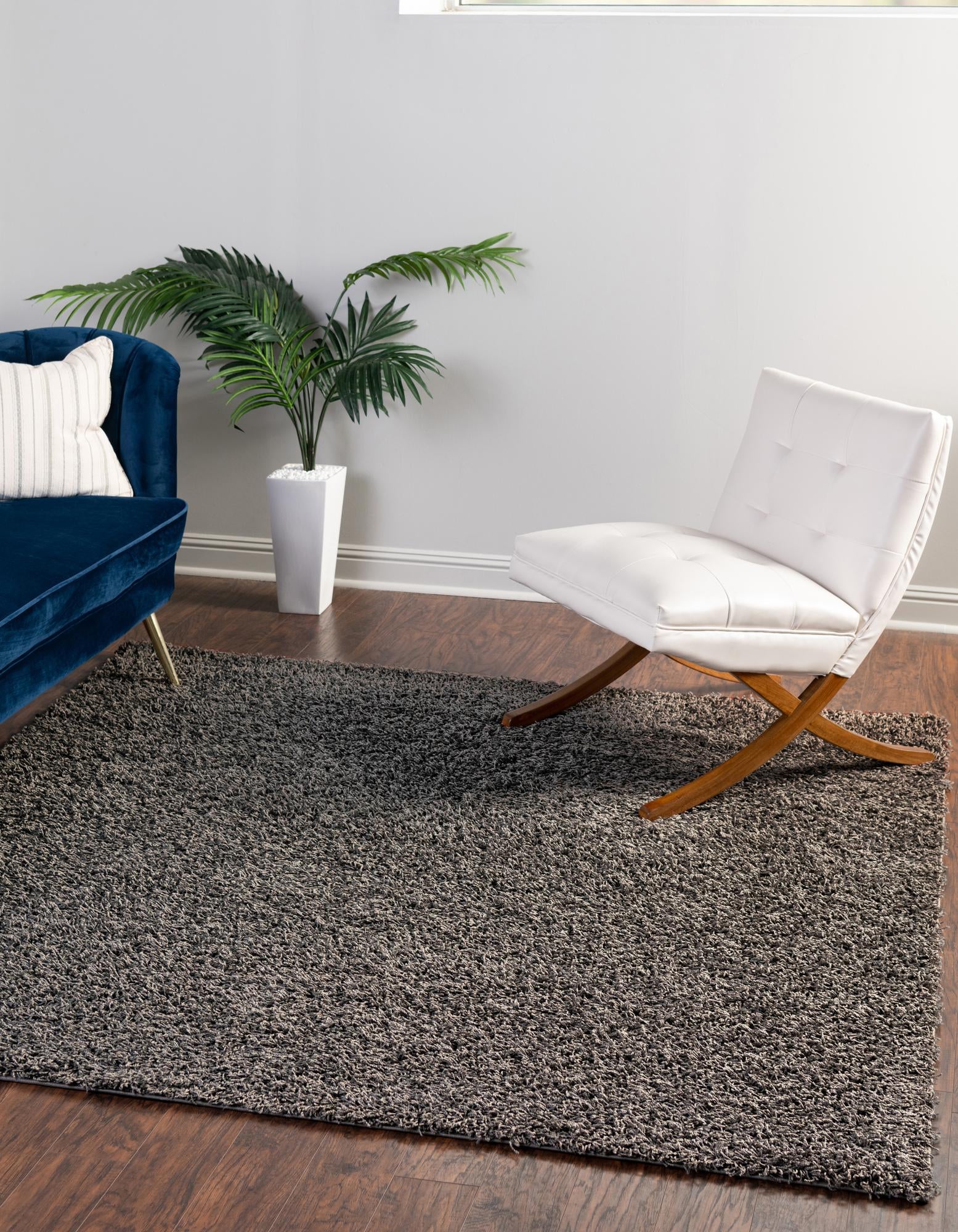  7' x 7' Comfort Solid Shag Square Rug