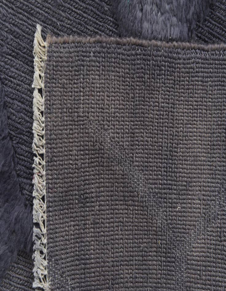 Detail image of  5' 4 x 6' 8  Hand Knotted Darya Wool Square Rug