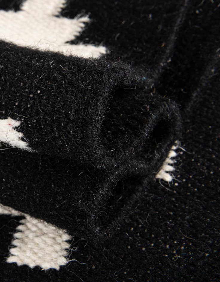 Detail image of  7' 10 x 7' 10  Hand Woven Kilim Wool Square Rug