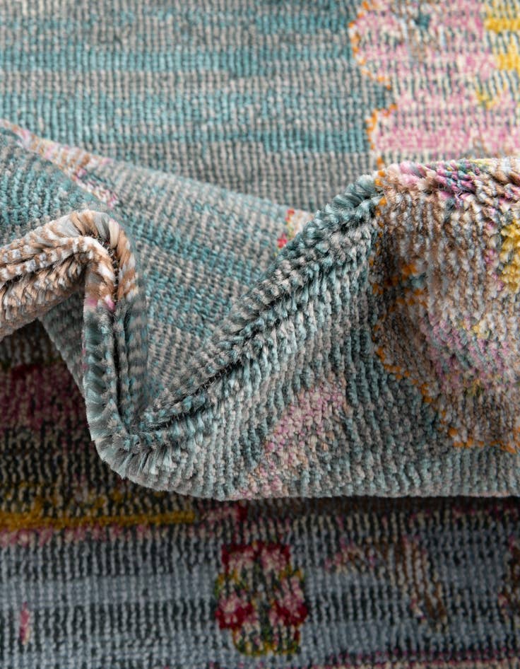 Detail image of  3' 3 x 3' 3 Paragon Round Rug