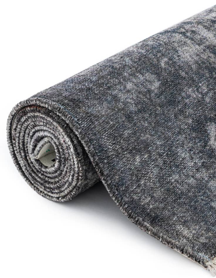 Detail image of  7' 9 x 7' 9 Boutique Square Rug