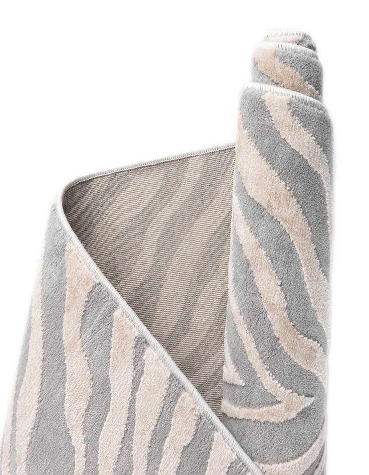 Detail image of  7' 10 x 10' Finsbury Oval Rug