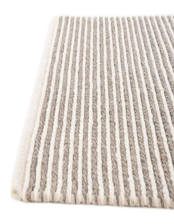 Detail image of  2' x 3'  Hand Woven  Rug