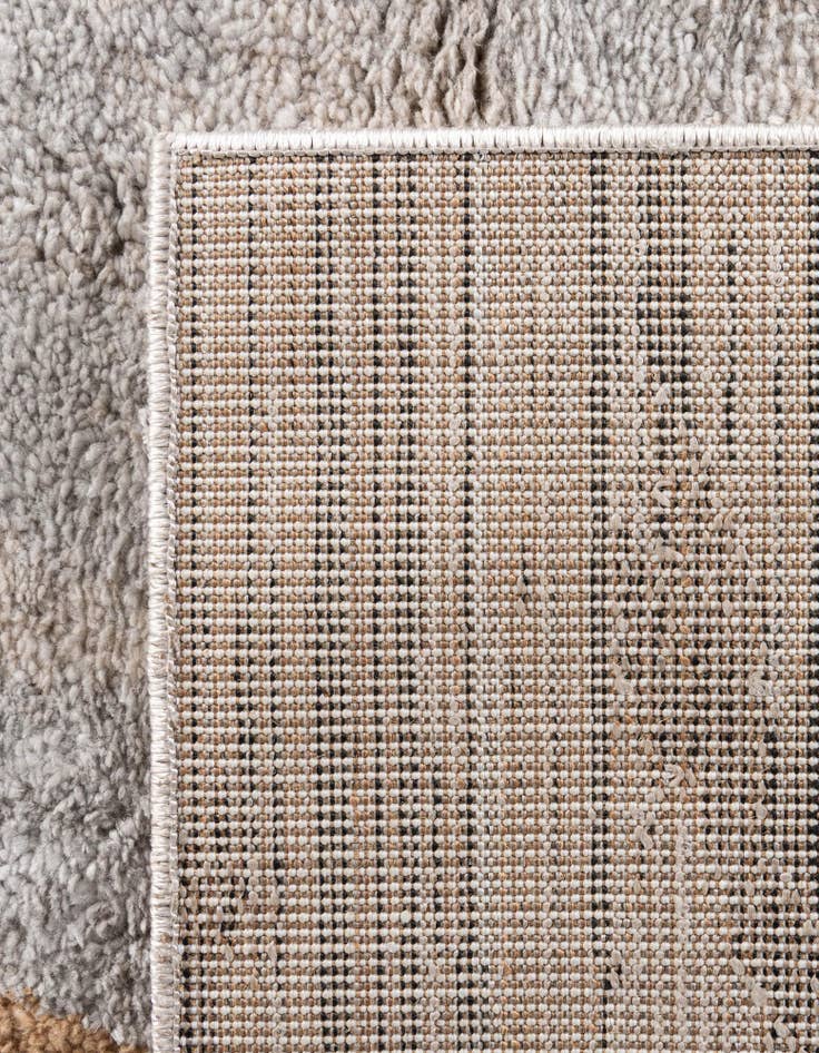 Detail image of  5' x 8' Sepia Rug