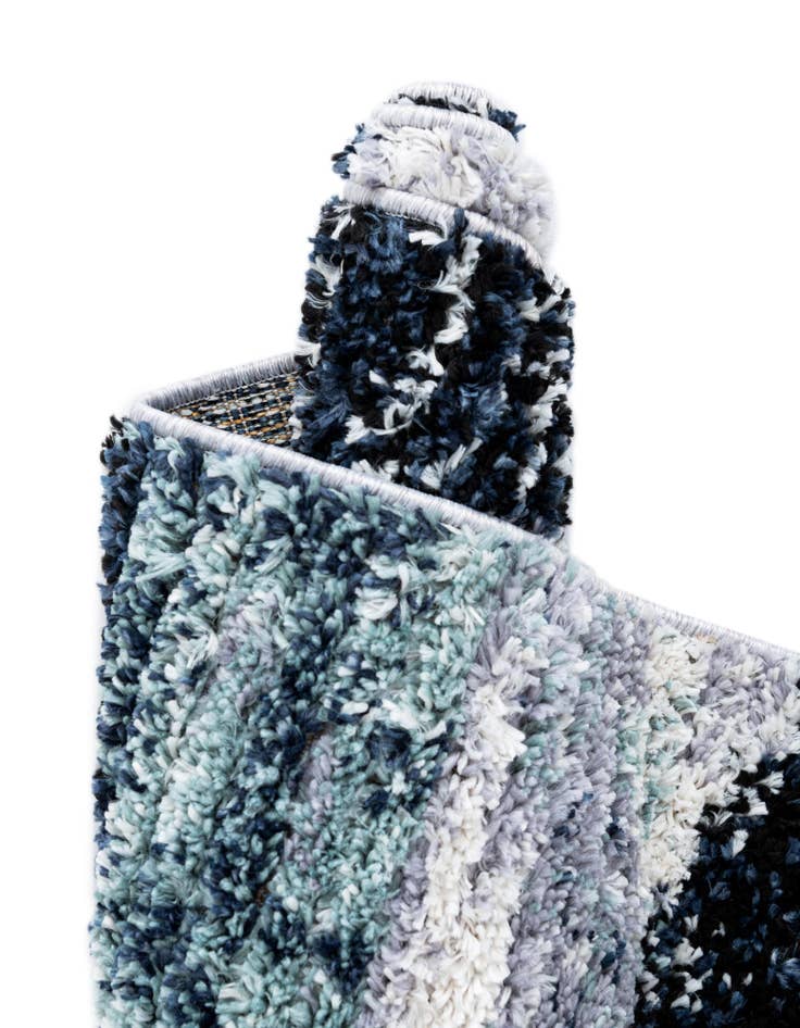 Detail image of  2' 7 x 12' Tucson Runner Rug