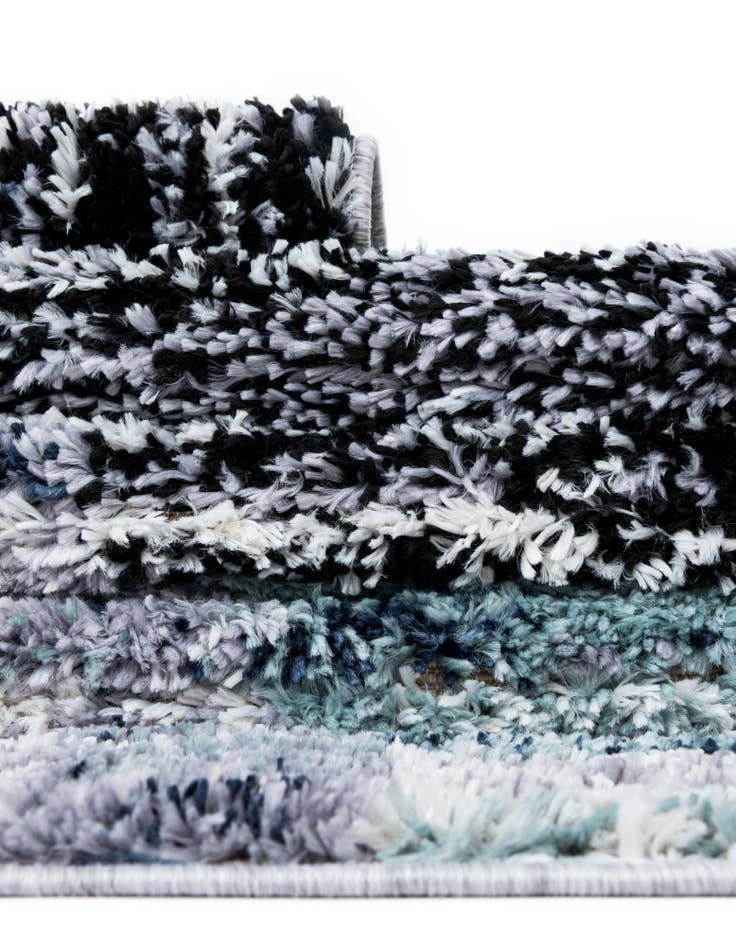 Detail image of  2' 7 x 12' Tucson Runner Rug