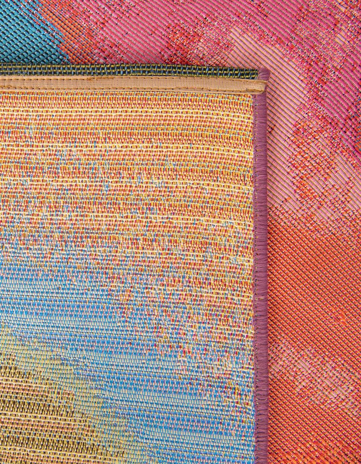 Detail image of  7' 10 x 10'  Washable Modern Indoor / Outdoor Rug