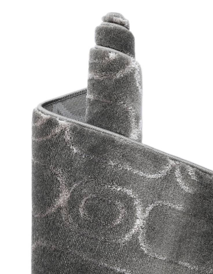 Detail image of  2' 7 x 12' Vogue Geo Runner Rug