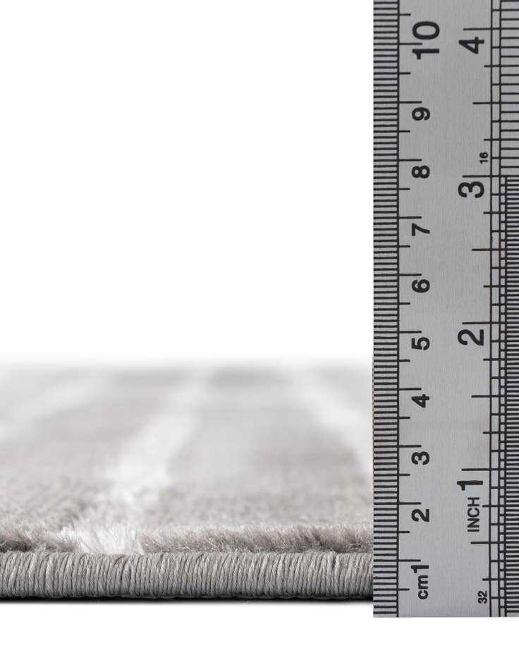 Detail image of  2' 7 x 12' Vogue Geo Runner Rug