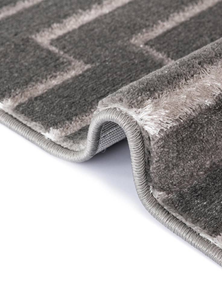 Detail image of  2' 7 x 12' Vogue Geo Runner Rug