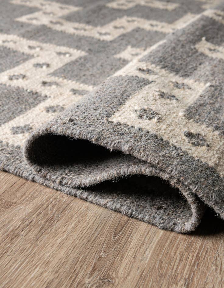 Detail image of  9' x 12'  Hand Woven Kilim Wool Rug