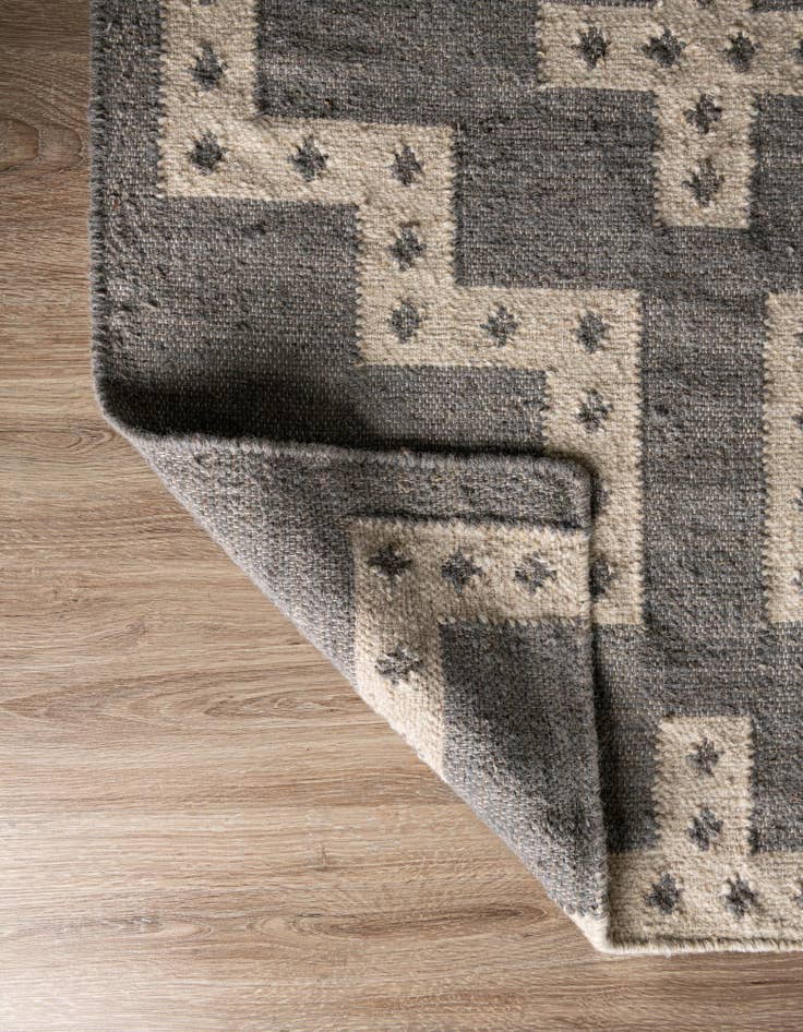 Detail image of  9' x 12'  Hand Woven Kilim Wool Rug
