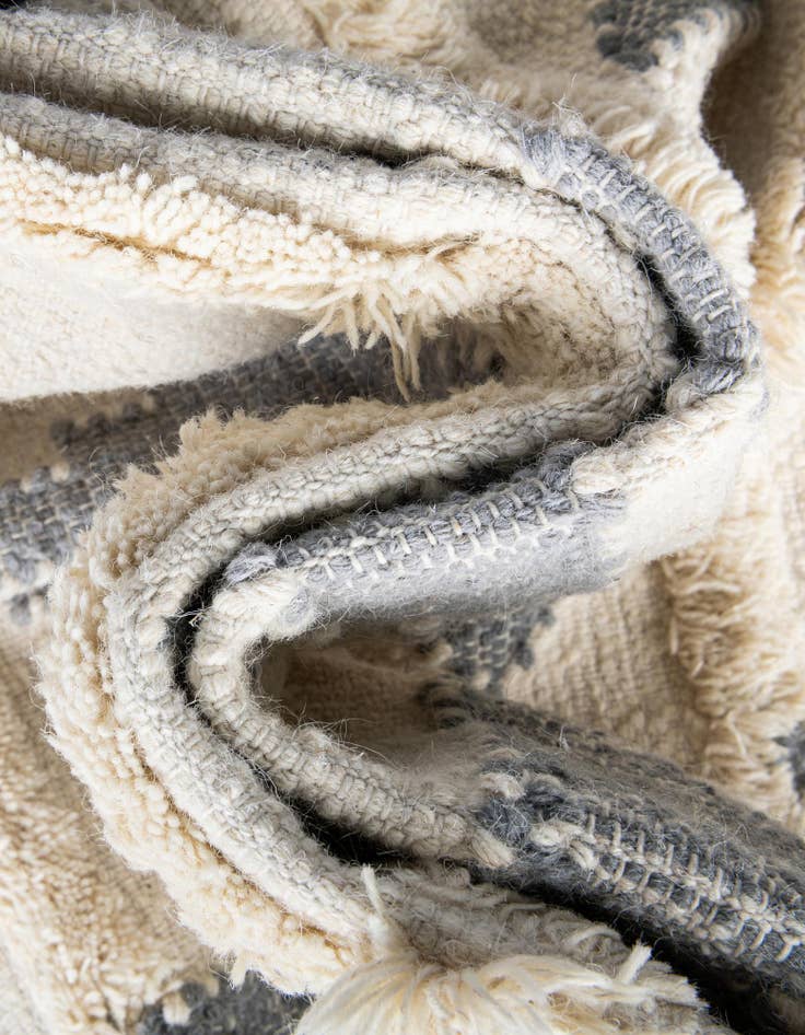 Detail image of  2' 2 x 6' 1  Hand Woven Arizona Wool Runner Rug