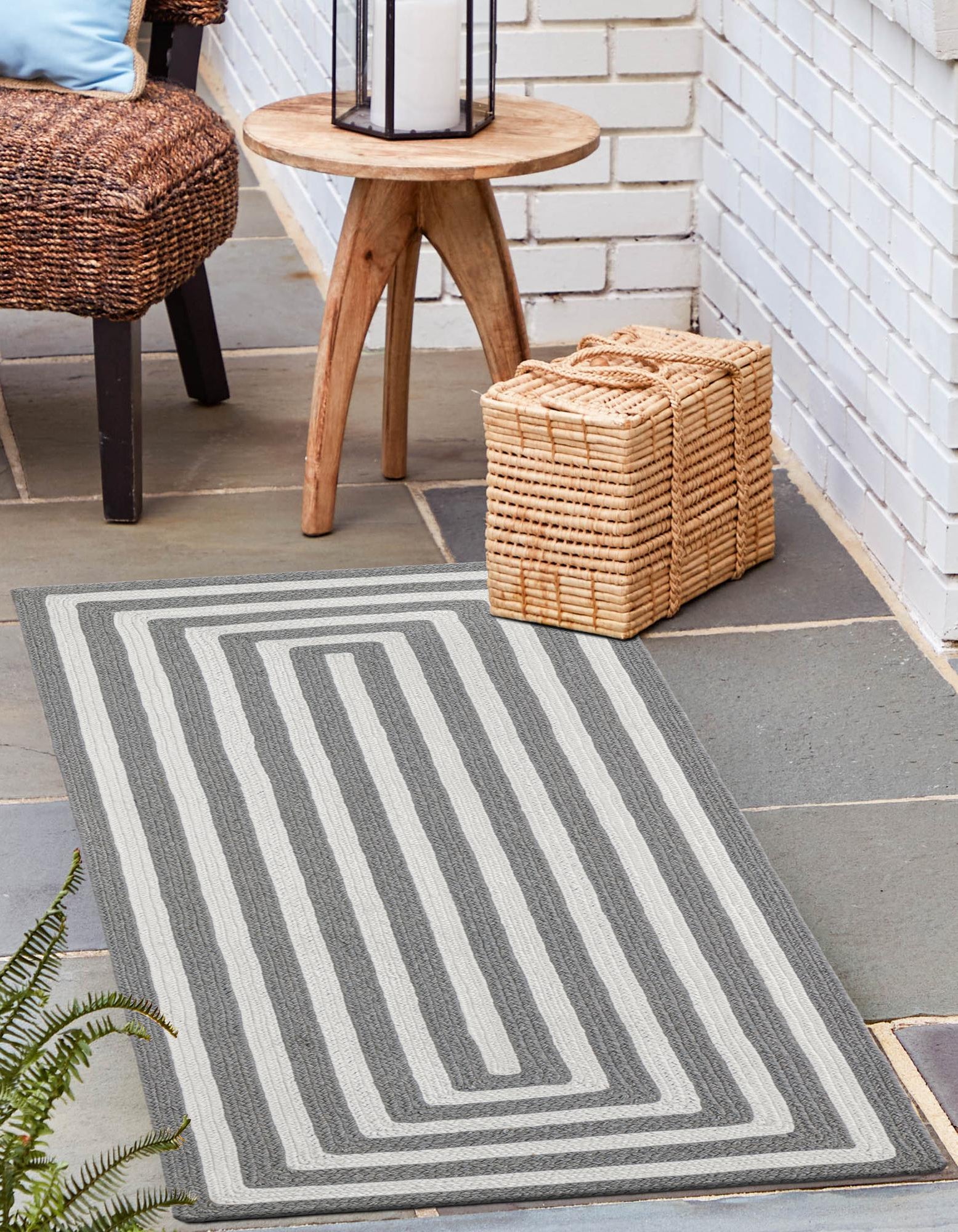 Gray and White 2' 7 x 10' Hand Woven Eco Verse Indoor Washable Indoor ...