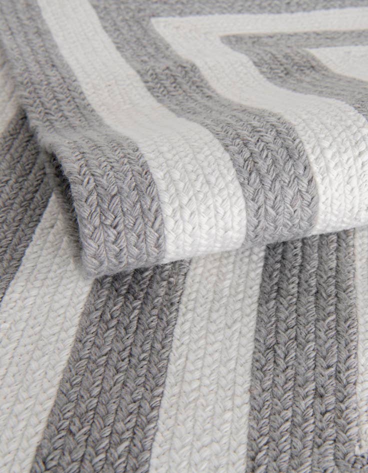 Detail image of  2' 7 x 10'  Hand Woven Eco Verse   Washable Indoor / Outdoor Runner Rug